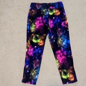 city streets cropped workout leggings
